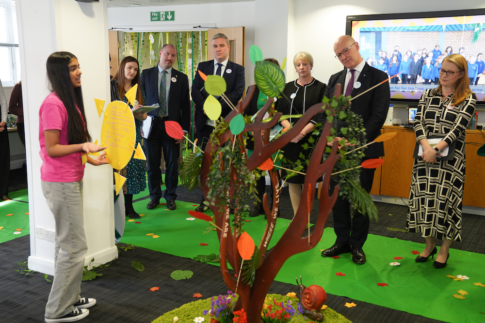 Members of Children's Parliament present their issues to Cabinet Ministers